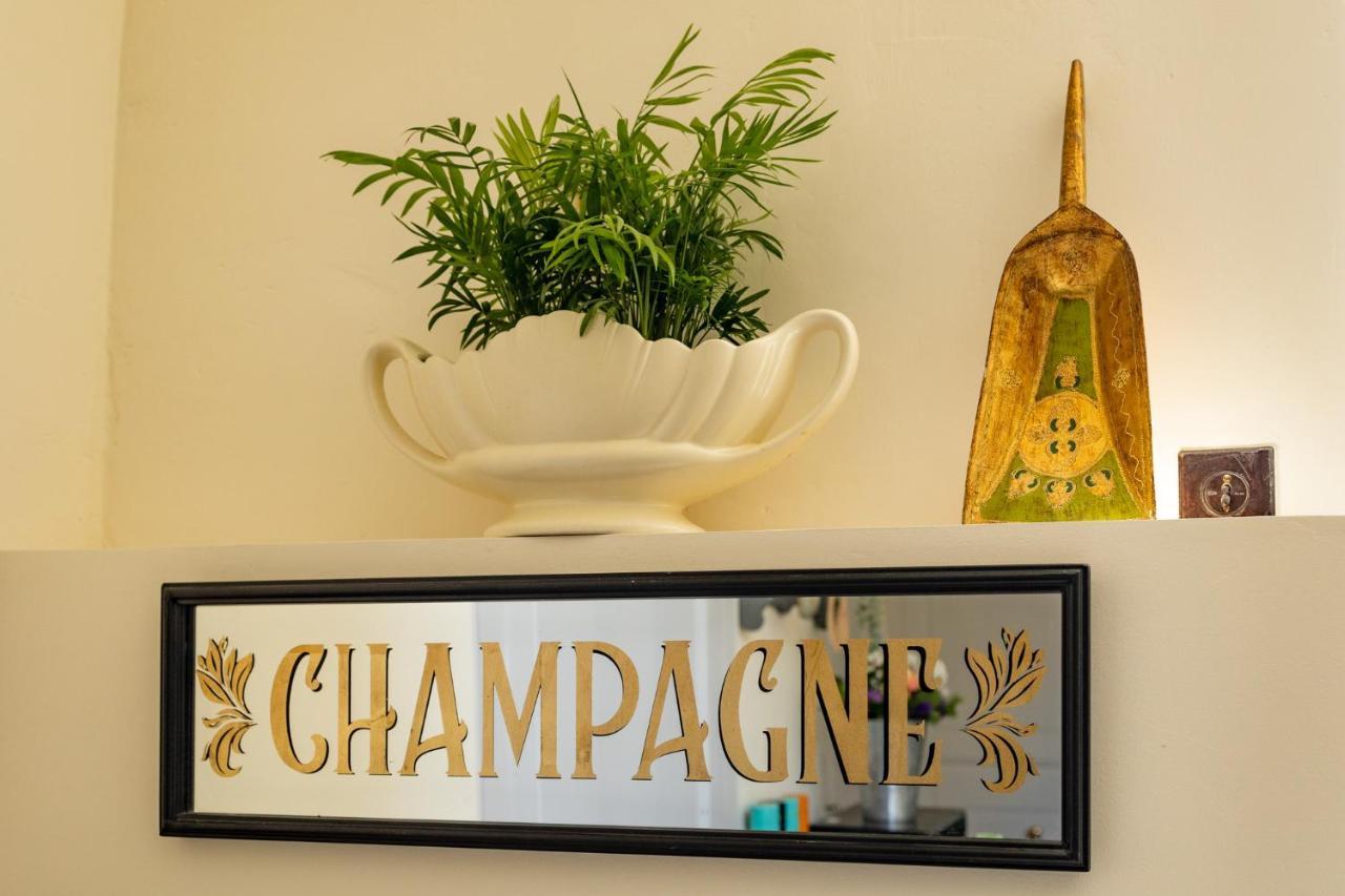 Luxueuses Suites&Chambres d'hôtes - accueil champagne, petit-déjeuner - Maison Champagne Condom Extérieur photo